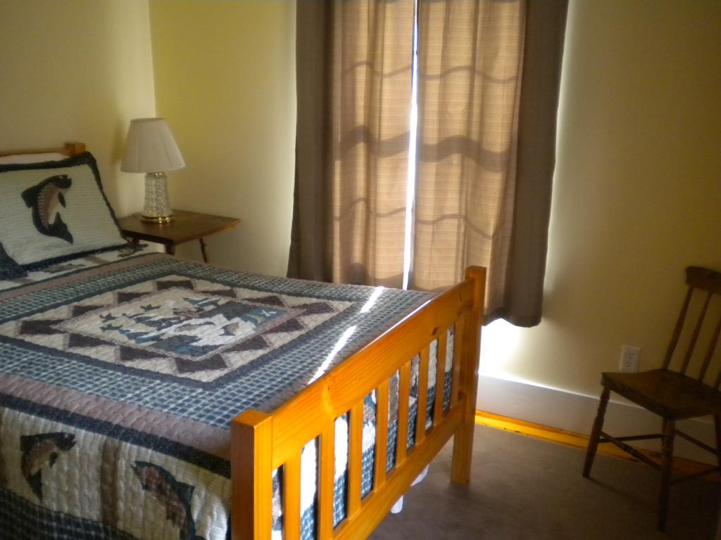 The Sterling Inn Caratunk 외부 사진
