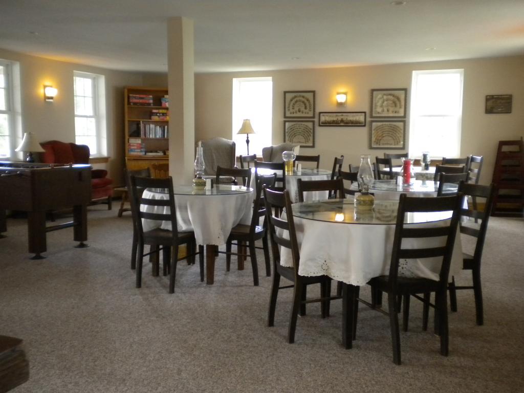 The Sterling Inn Caratunk 외부 사진